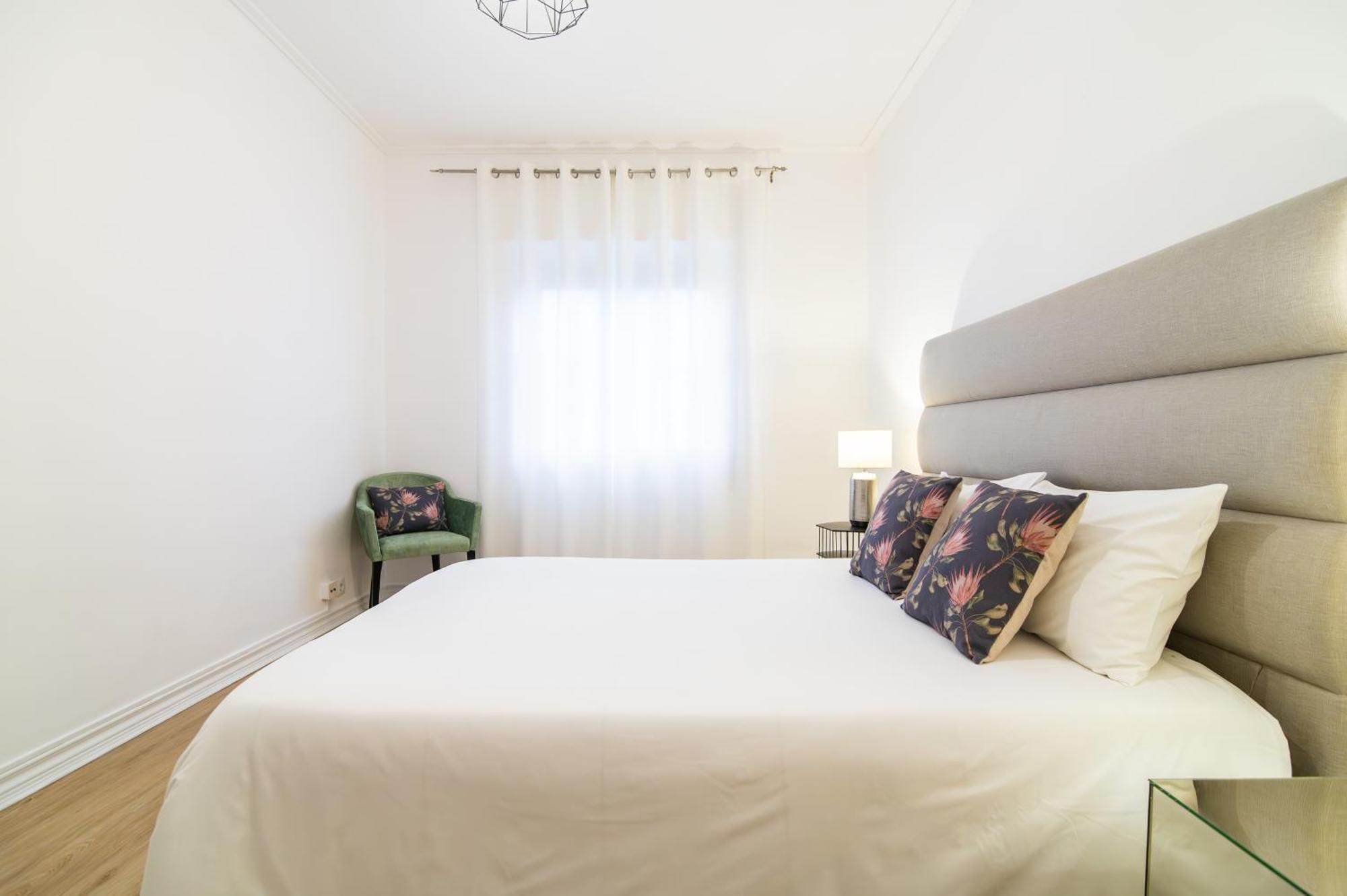 Green Island City Apartment Ponta Delgada  Bagian luar foto